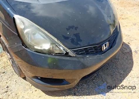 2013 Honda Fit Sport z USA, uszkodzony, nr VIN JHMGE8H51DC024549